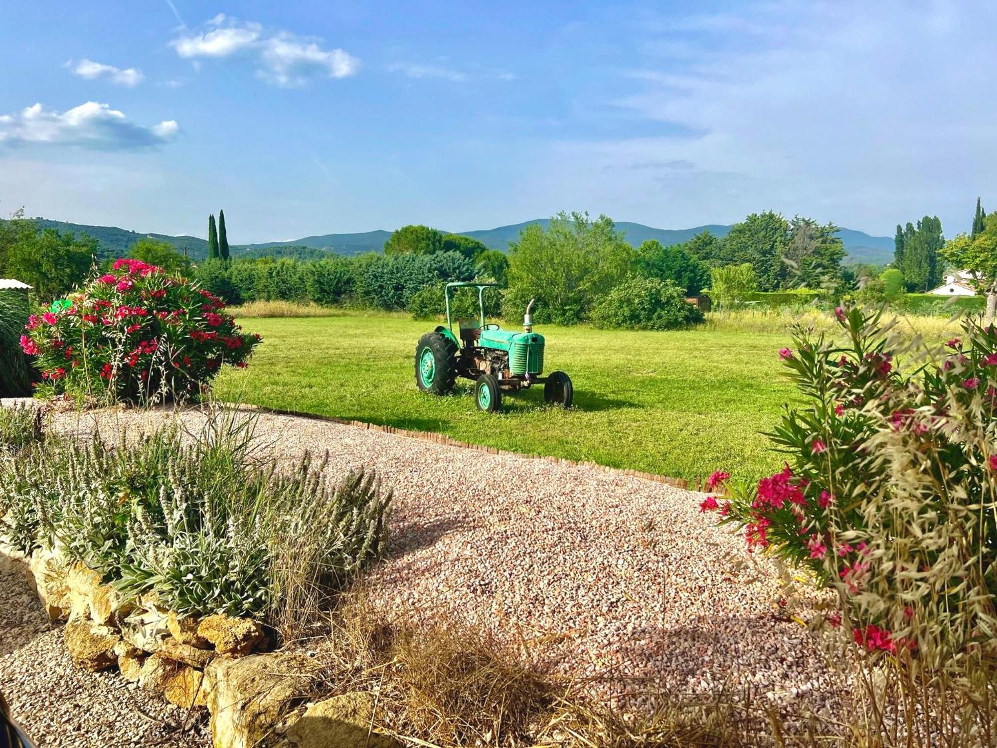 Appartamento Bastide Du Buou Puyvert Esterno foto
